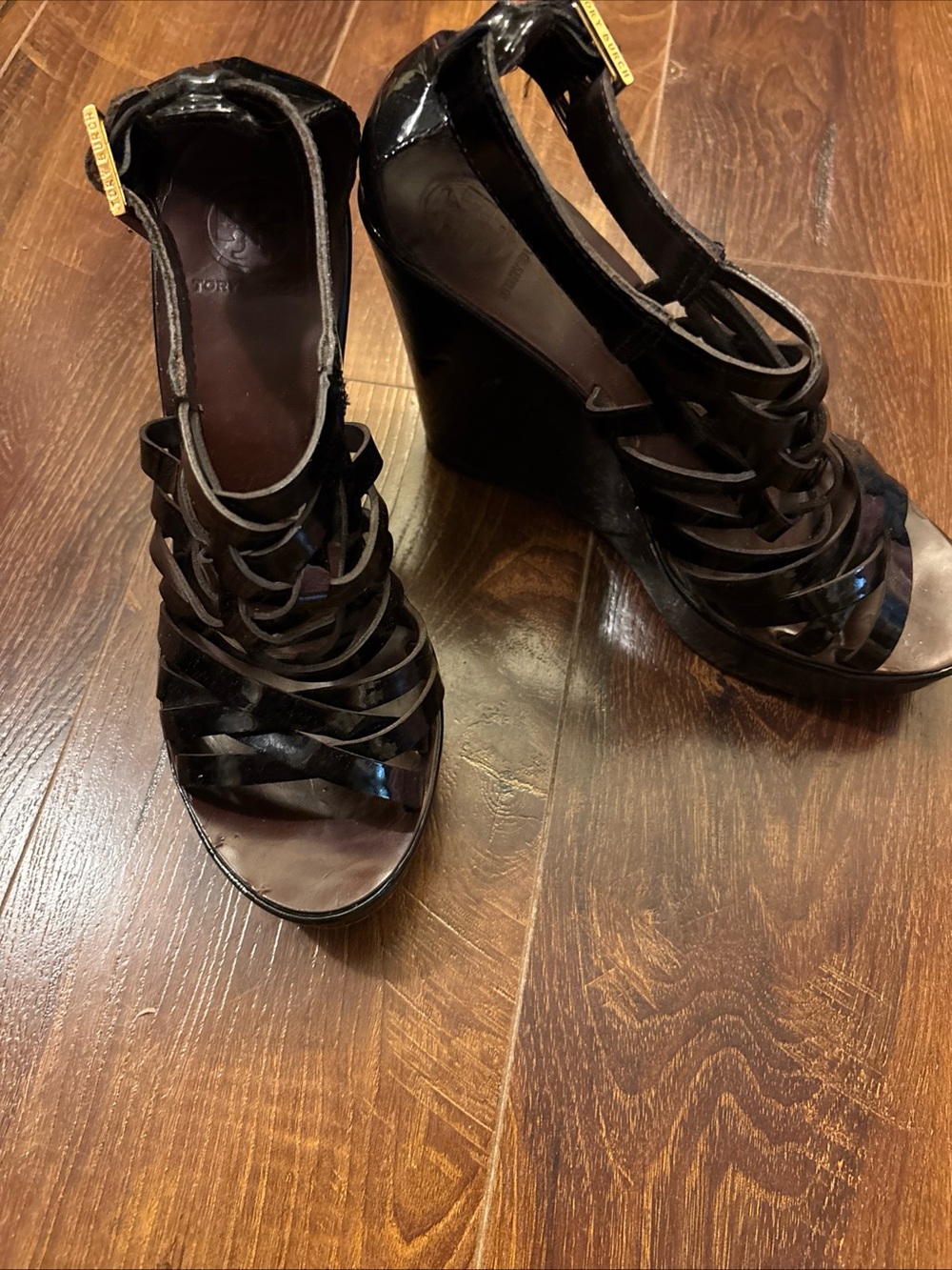 Tory Burch Black Patent Leather Strappy Cage Wedge Sandals Heels 7.5 M